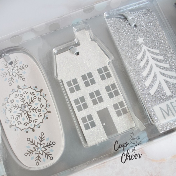 ✨ 2/$10 🎁 12 Handmade Holiday Gift Tags - Picture 4 of 7